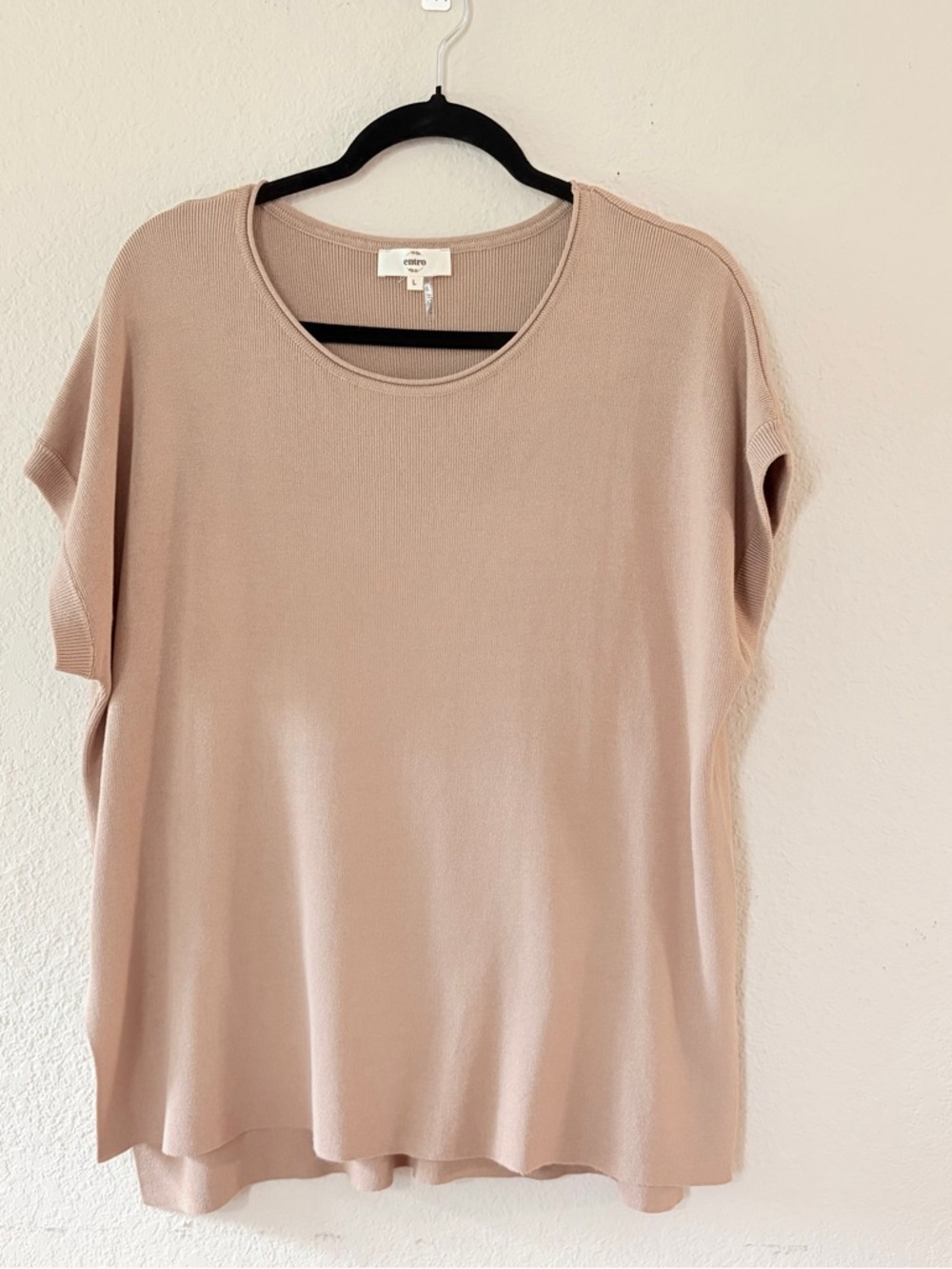 entro woman’s Soft Scoop Neck Short Sleeve Top L tan oversized relaxed fit